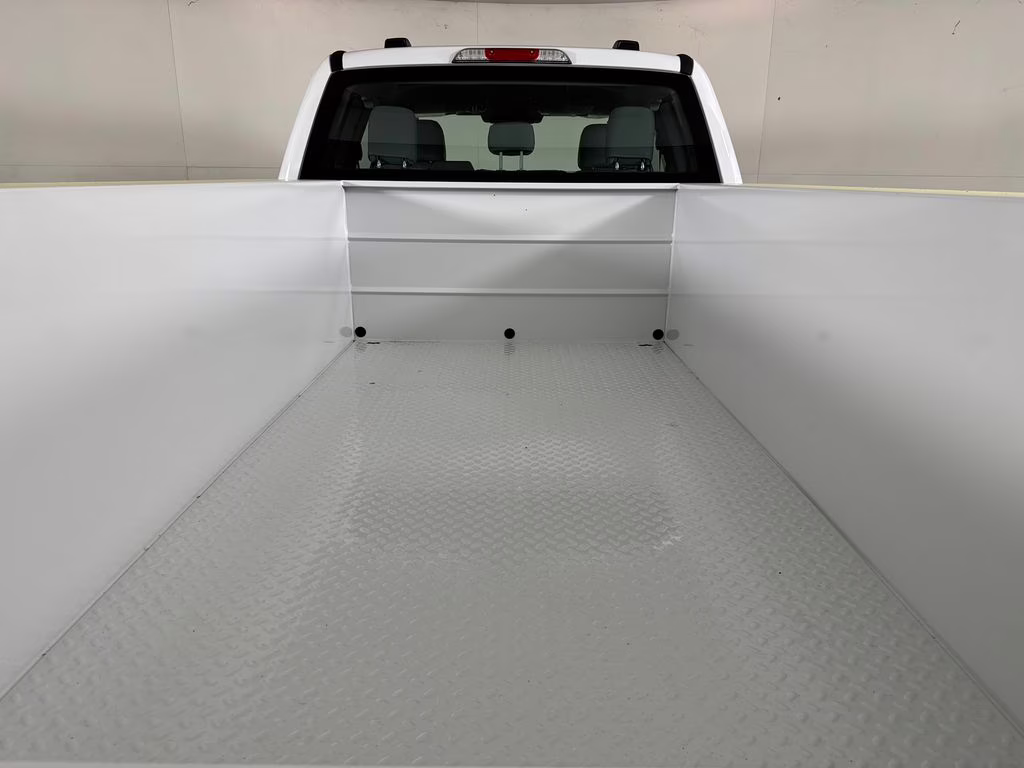 2026 Oxford White Ford Super Duty F-250 SRW XL 4X4 Truck