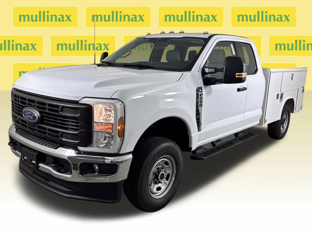 2026 Oxford White Ford Super Duty F-250 SRW XL 4X4 Truck