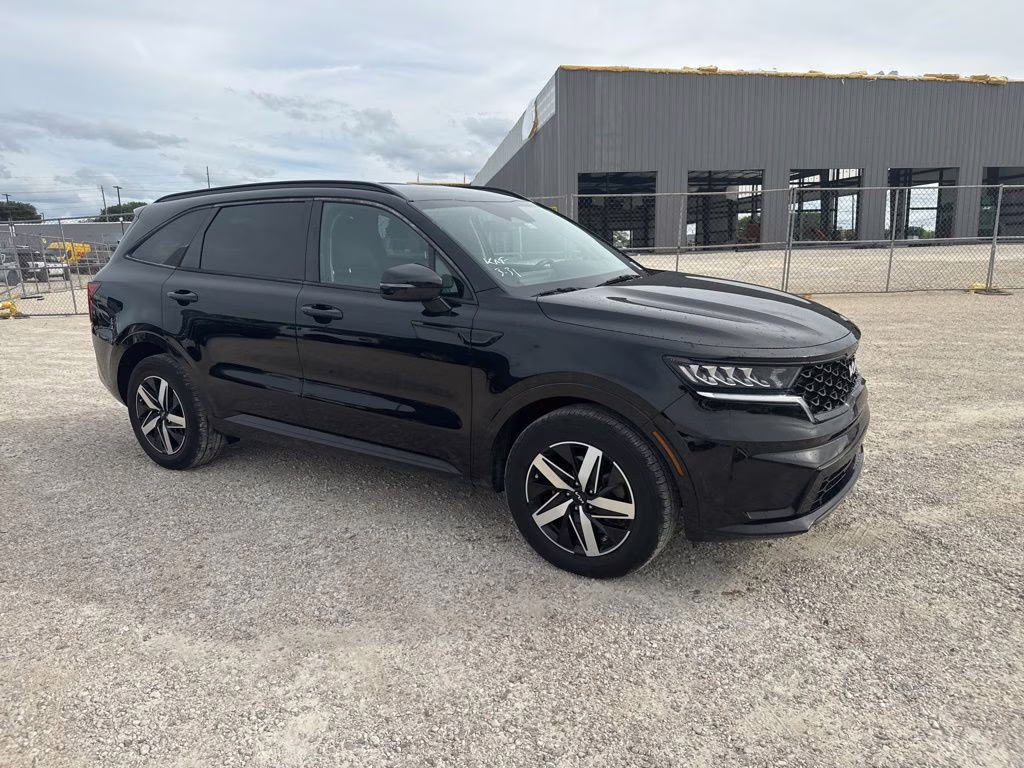 2022 Ebony Black Kia Sorento S FWD SUV