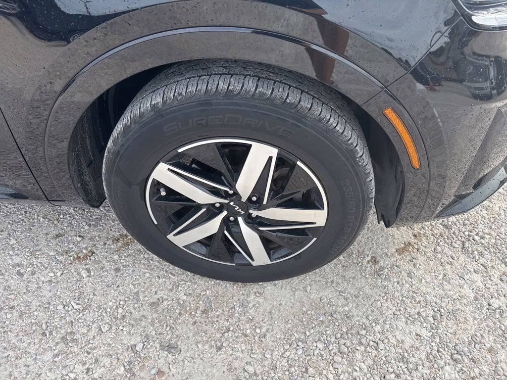 2022 Ebony Black Kia Sorento S FWD SUV