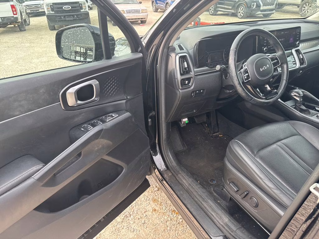 2022 Ebony Black Kia Sorento S FWD SUV
