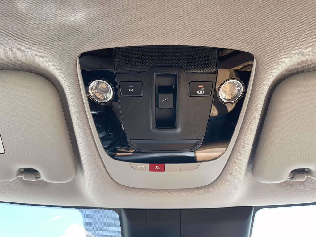 2024 Steel Gray Kia Seltos EX AWD SUV