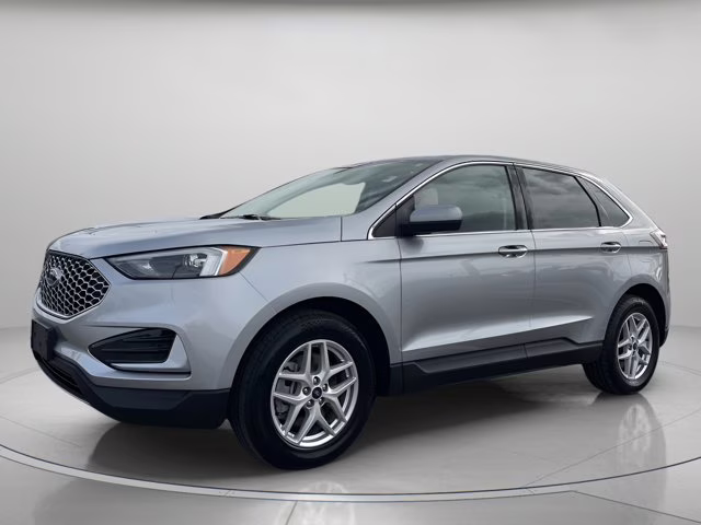 2023 Silver Metallic Ford Edge SEL AWD SUV