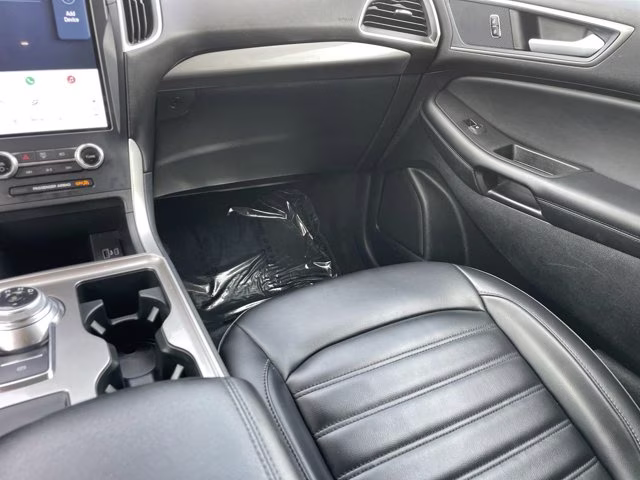 2023 Silver Metallic Ford Edge SEL AWD SUV