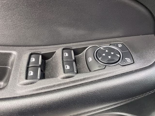 2023 Silver Metallic Ford Edge SEL AWD SUV