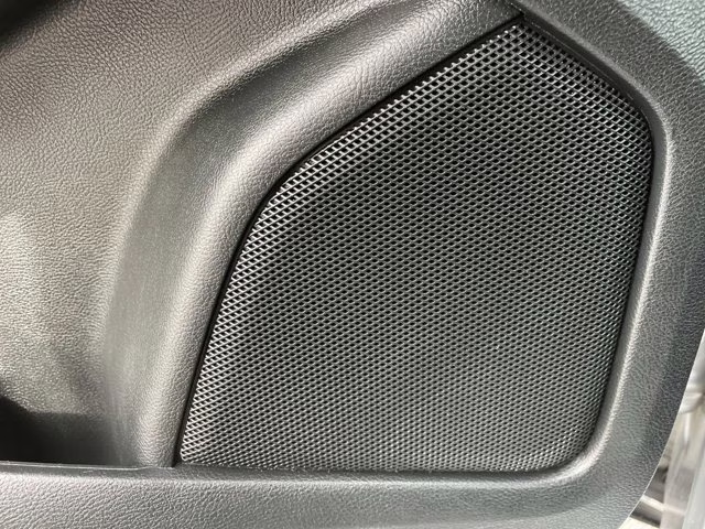 2023 Silver Metallic Ford Edge SEL AWD SUV