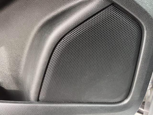 2023 Silver Metallic Ford Edge SEL AWD SUV