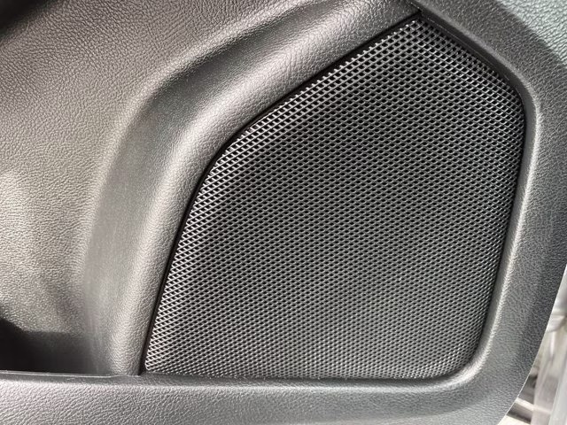 2023 Silver Metallic Ford Edge SEL AWD SUV