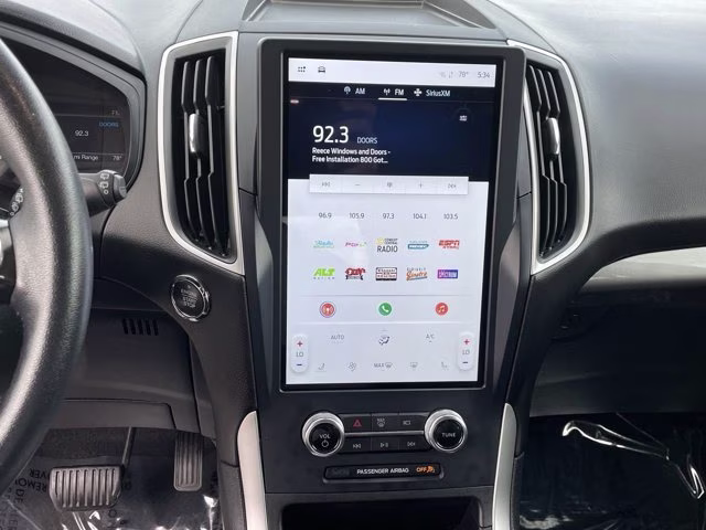 2023 Silver Metallic Ford Edge SEL AWD SUV