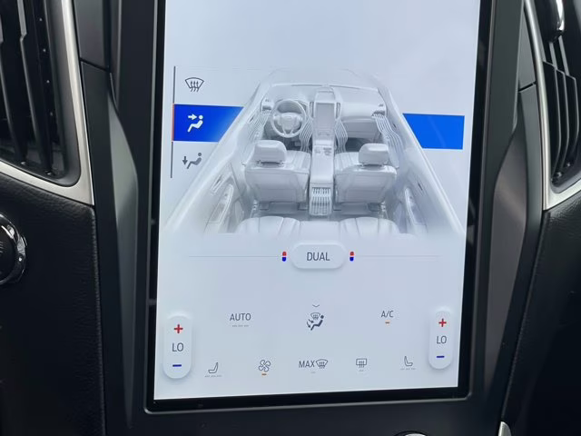 2023 Silver Metallic Ford Edge SEL AWD SUV