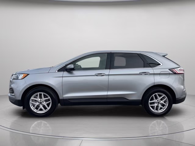 2023 Silver Metallic Ford Edge SEL AWD SUV