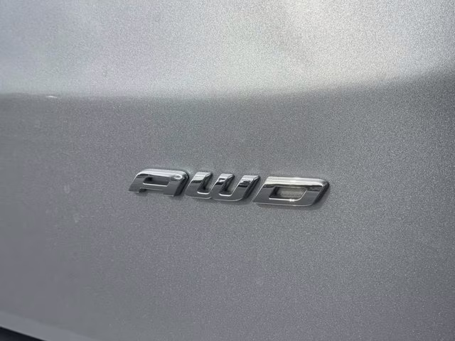 2023 Silver Metallic Ford Edge SEL AWD SUV