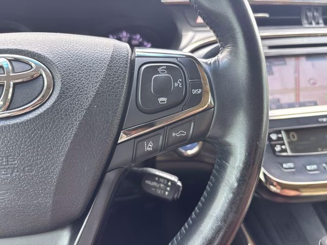 2018 Blizzard Pearl Toyota Avalon Hybrid Limited FWD Sedan