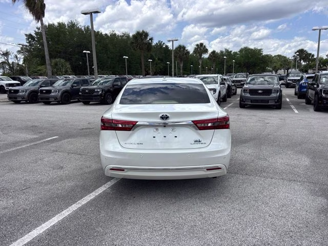 2018 Blizzard Pearl Toyota Avalon Hybrid Limited FWD Sedan