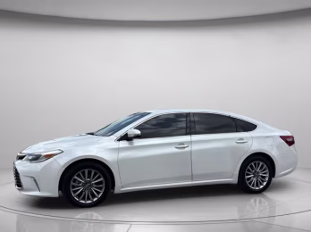 2018 Blizzard Pearl Toyota Avalon Limited FWD Sedan