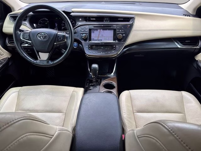 2018 Blizzard Pearl Toyota Avalon Limited FWD Sedan
