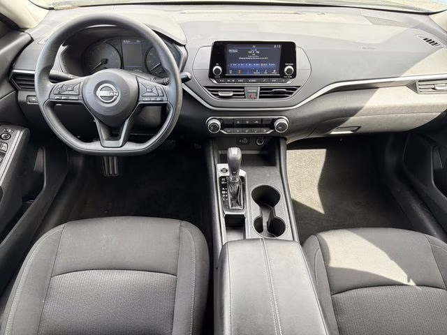 2023 Super Black Clearcoat Nissan Altima 2.5 S FWD Sedan