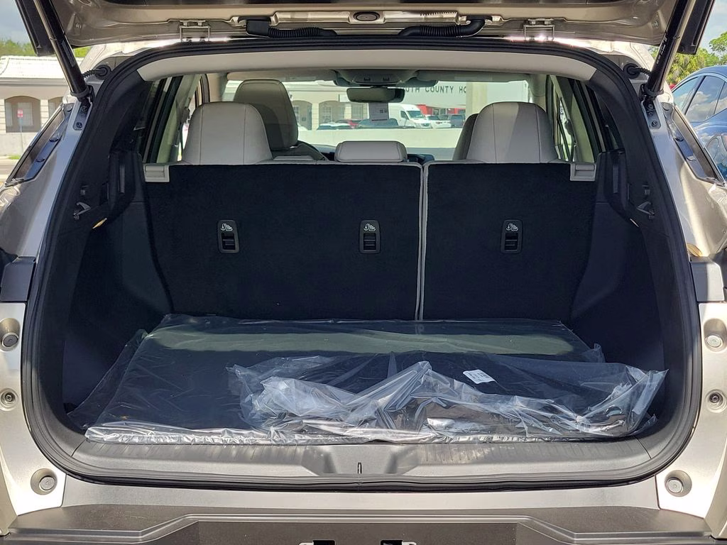 2026 Champagne Silver Metallic Nissan Murano SL AWD SUV