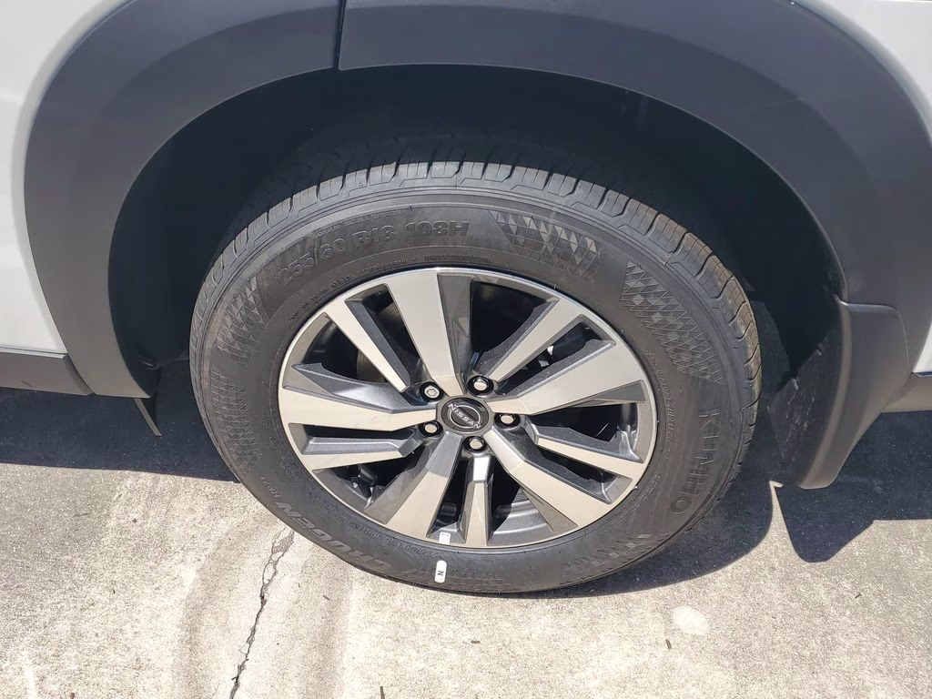 2026 Everest White Pearl Tricoat Nissan Pathfinder SL FWD SUV