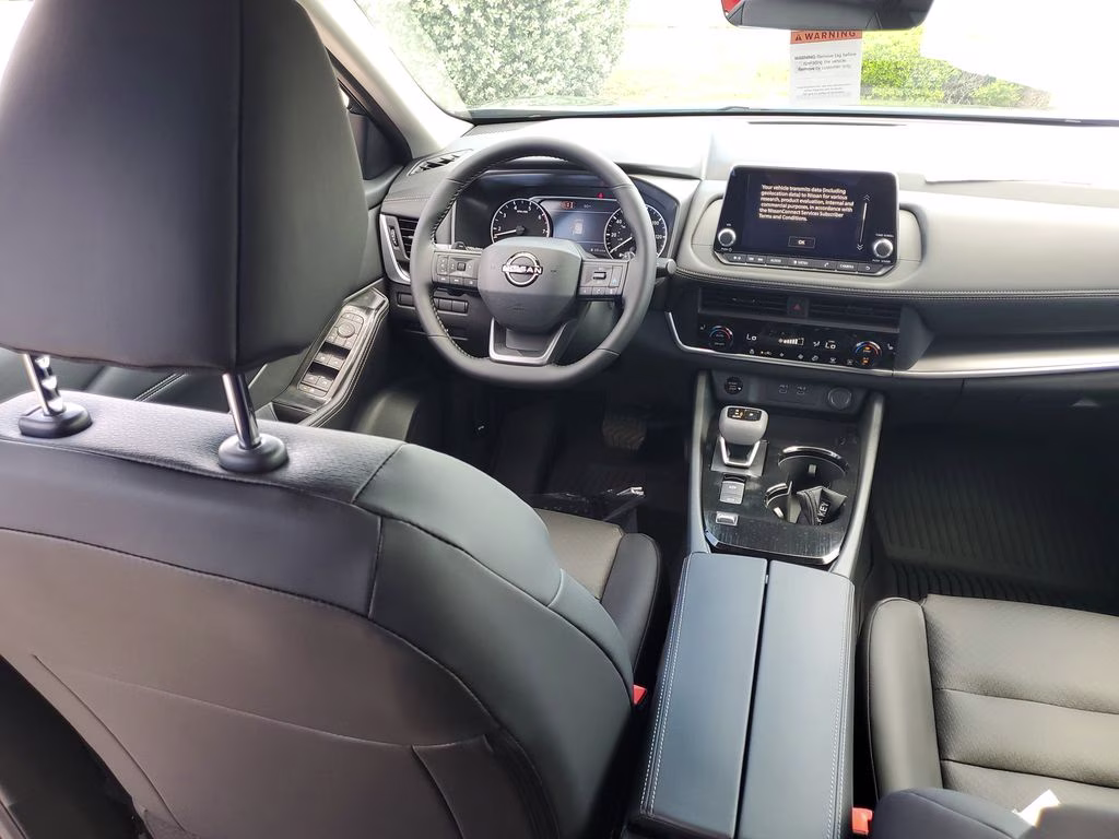 2026 Obsidian Green Nissan Rogue Dark Armor FWD SUV