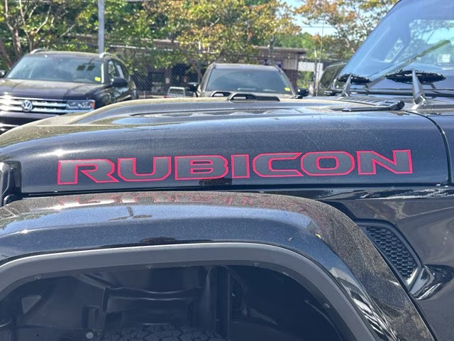 2023 Black Clearcoat Jeep Wrangler Rubicon 4X4 Convertible