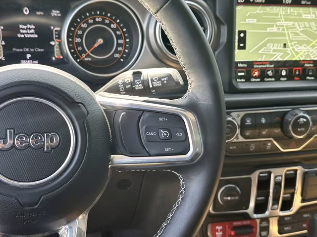 2023 Black Clearcoat Jeep Wrangler Rubicon 4X4 Convertible