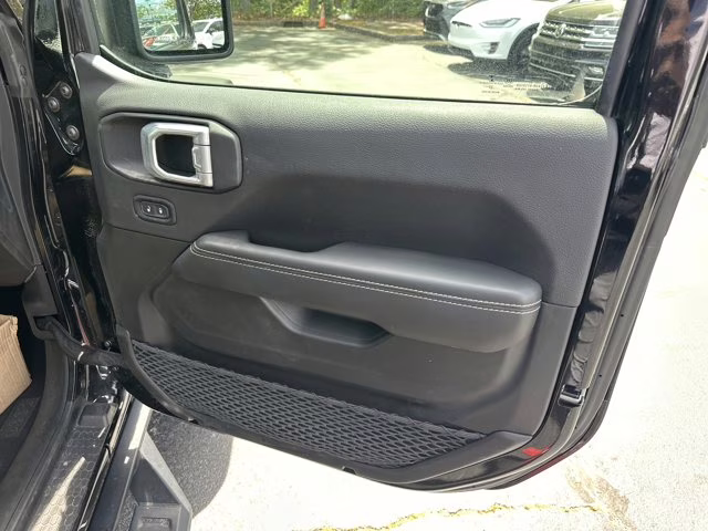 2023 Black Clearcoat Jeep Wrangler 4xe Rubicon 4X4 Convertible