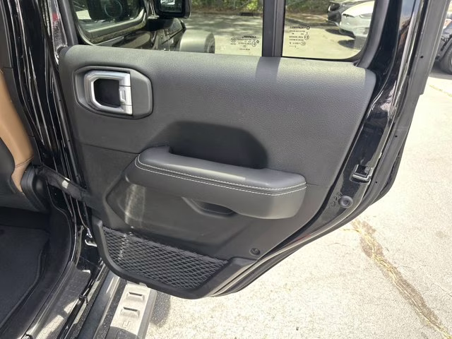 2023 Black Clearcoat Jeep Wrangler 4xe Rubicon 4X4 Convertible