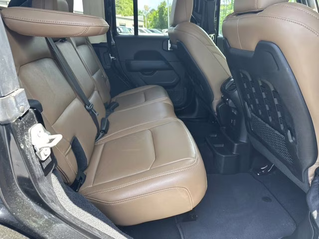 2023 Black Clearcoat Jeep Wrangler Rubicon 4X4 Convertible