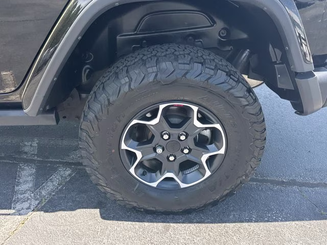 2023 Black Clearcoat Jeep Wrangler Rubicon 4X4 Convertible