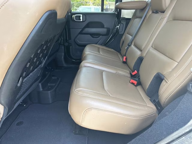 2023 Black Clearcoat Jeep Wrangler Rubicon 4X4 Convertible