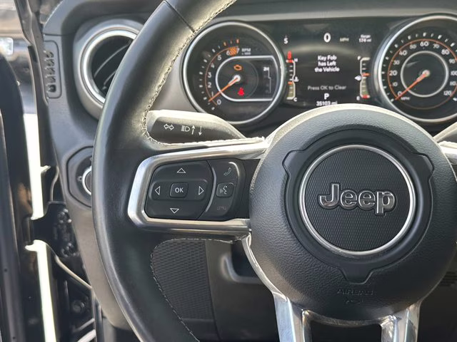 2023 Black Clearcoat Jeep Wrangler Rubicon 4X4 Convertible