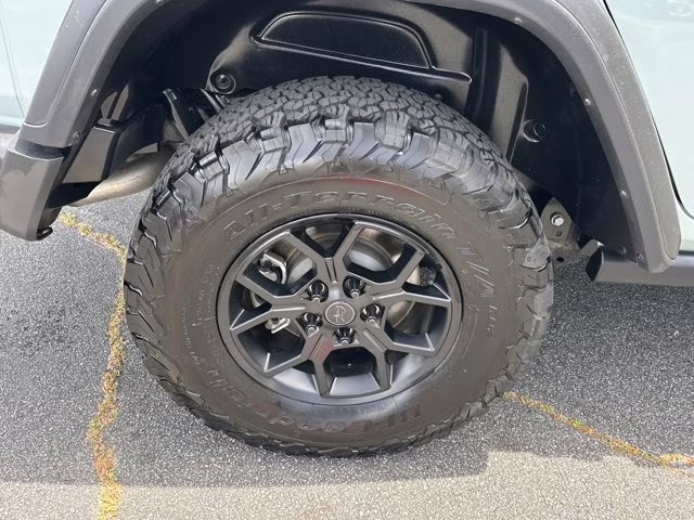 2024 Earl Clearcoat Jeep Wrangler Willys 4X4 Convertible