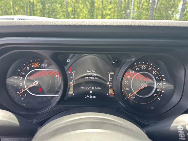 2024 Silver Zynith Clearcoat Jeep Wrangler Rubicon 4X4 Convertible