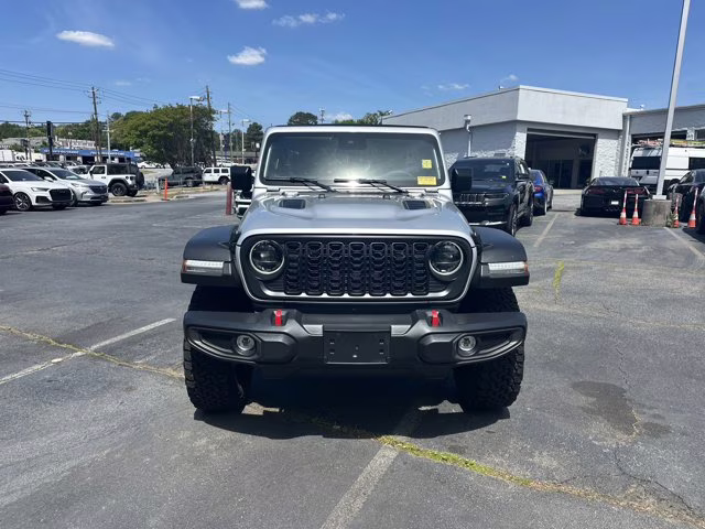 2024 Silver Zynith Clearcoat Jeep Wrangler Rubicon 4X4 Convertible