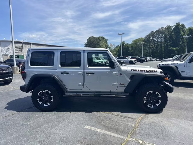 2024 Silver Zynith Clearcoat Jeep Wrangler Rubicon 4X4 Convertible