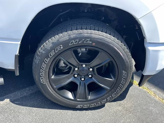 2024 Bright White Clearcoat Ram 1500 Big Horn 4X4 Truck