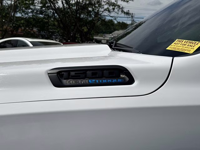 2023 Bright White Clearcoat Ram 1500 Big Horn 4X4 Truck