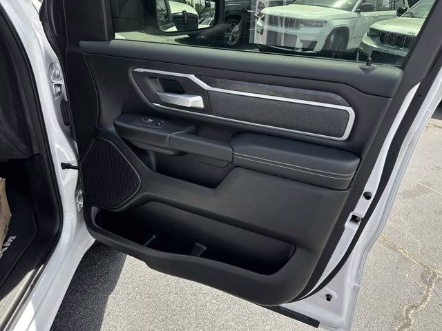 2023 Bright White Clearcoat Ram 1500 Big Horn 4X4 Truck