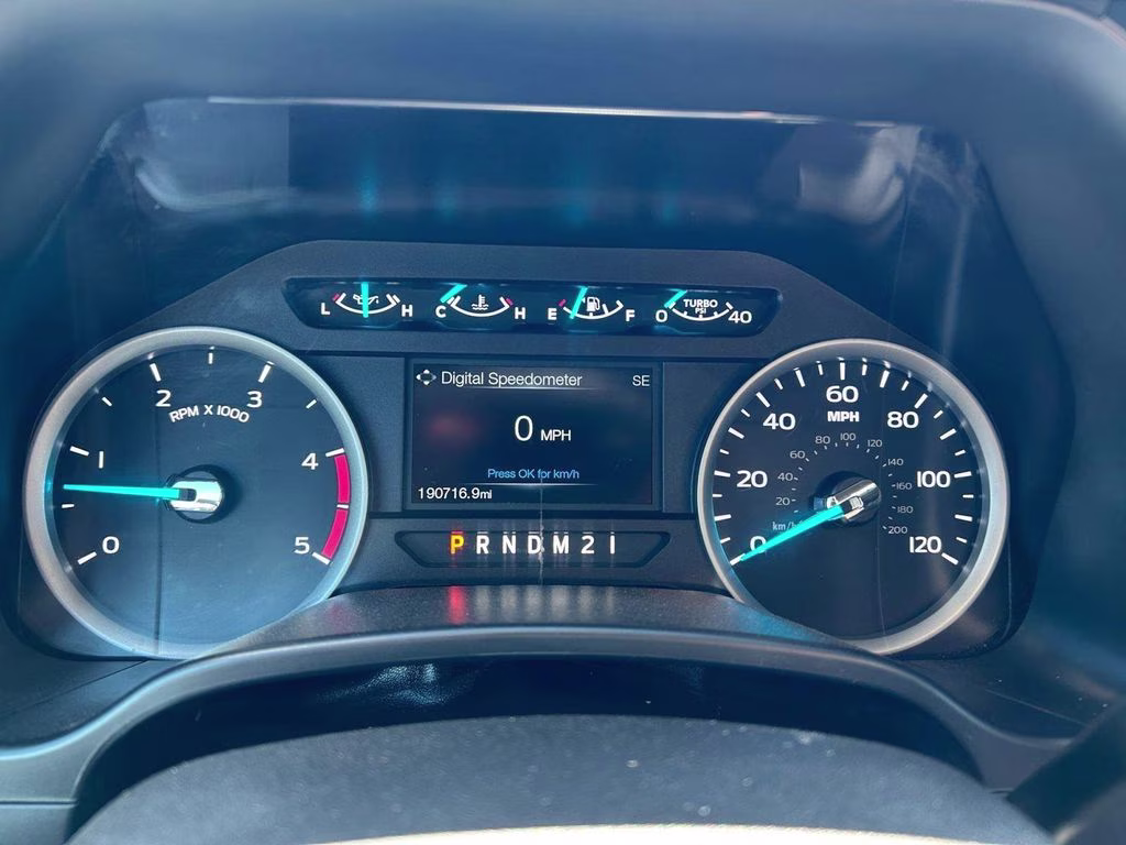 2018 Gray Ford Super Duty F-350 SRW XL 4X4 Truck