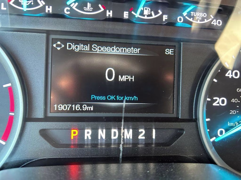 2018 Gray Ford Super Duty F-350 SRW XL 4X4 Truck