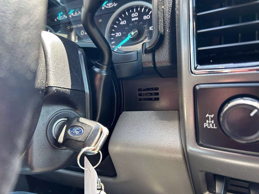 2018 Gray Ford Super Duty F-350 SRW XL 4X4 Truck
