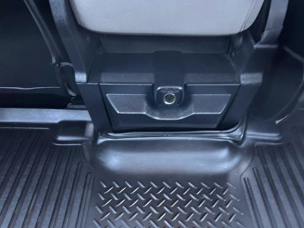 2018 Gray Ford Super Duty F-350 SRW XL 4X4 Truck