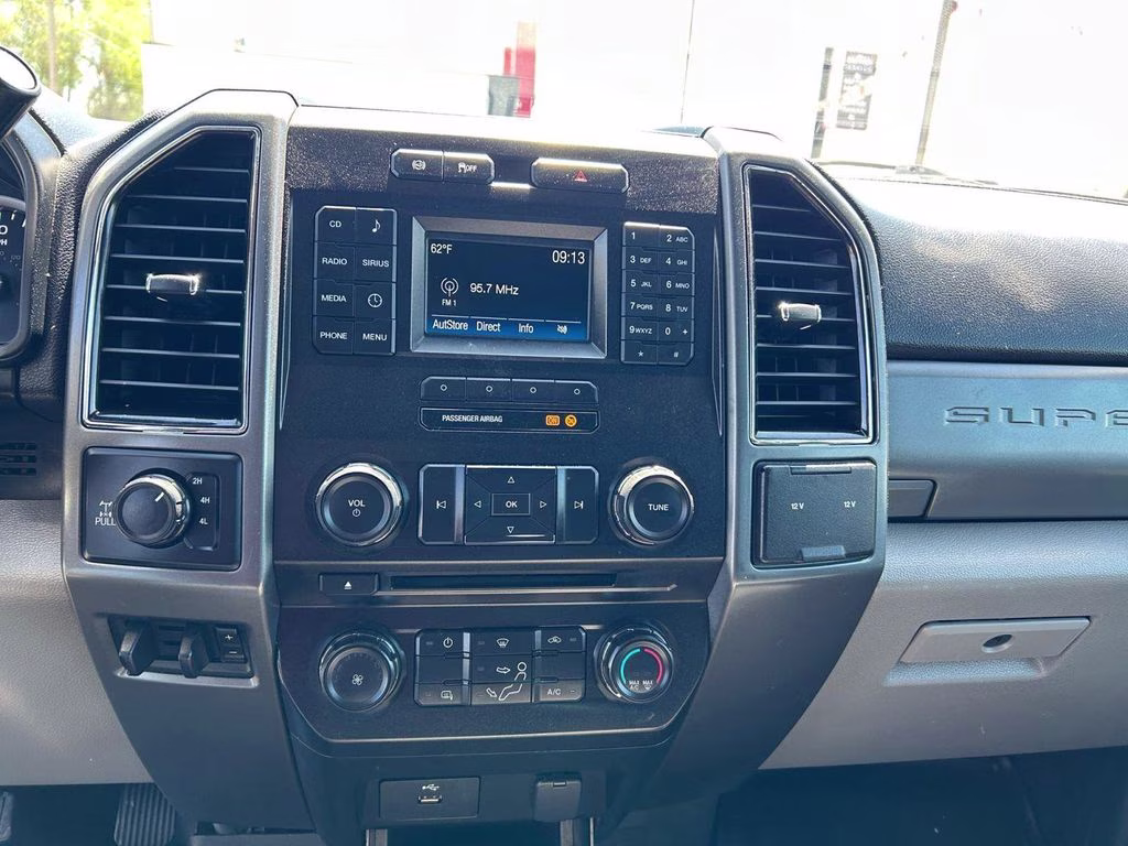 2018 Gray Ford Super Duty F-350 SRW XL 4X4 Truck