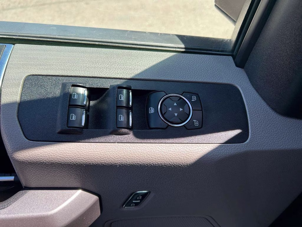 2018 Gray Ford Super Duty F-350 SRW XL 4X4 Truck