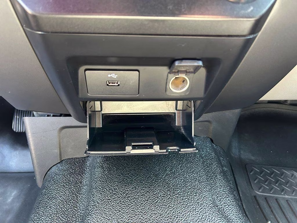 2018 Gray Ford Super Duty F-350 SRW XL 4X4 Truck