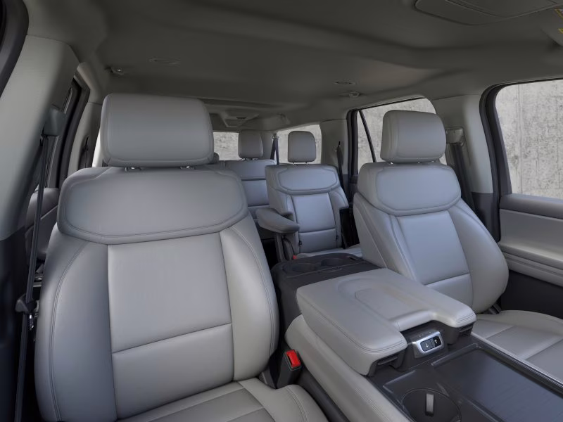 2026 Star White Metallic Tri-Coat Ford Expedition Max Active 4X4 SUV