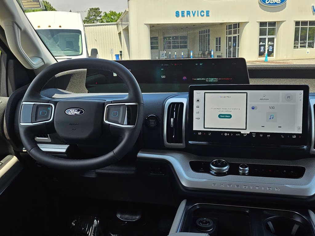 2026 Star White Metallic Tri-Coat Ford Expedition Max Active 4X4 SUV