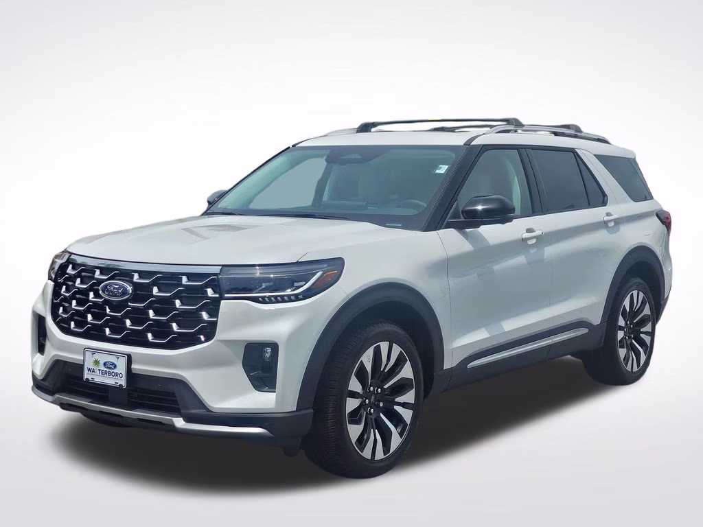 2026 Star White Metallic Tri-Coat Ford Explorer Platinum 4X4 SUV