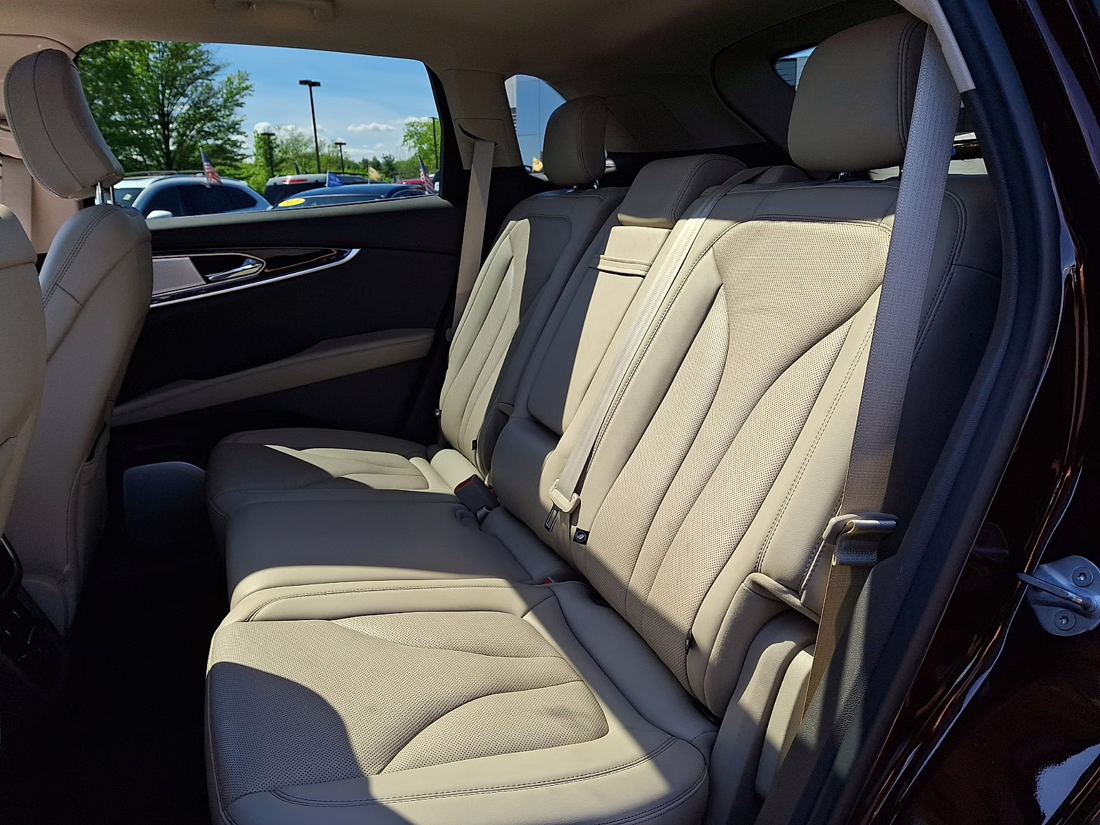 2022 Burgundy Velvet Metallic Tinted Clearcoat - R3 Lincoln Nautilus Reserve AWD